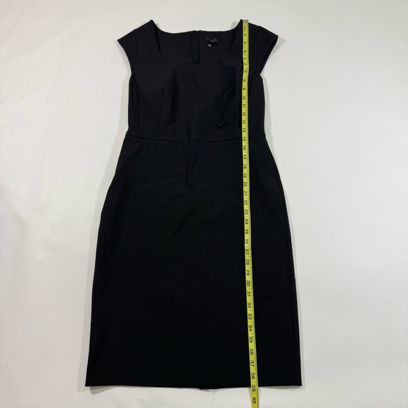 Ann Taylor Scoop Neck Dress Bi Stretch Black Office - Picture 8 of 8
